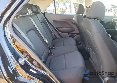 2021 Hyundai Venue Se from USA, damaged, VIN KMHRB8A37MU067679